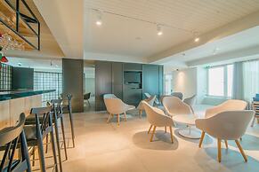 Aqualuz Lagos by The Editory