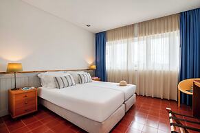 Aqualuz Lagos by The Editory