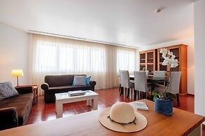 Aqualuz Lagos by The Editory