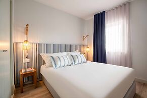 Aqualuz Lagos by The Editory