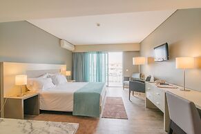 Aqualuz Lagos by The Editory