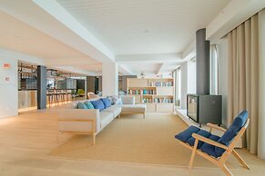 Aqualuz Lagos by The Editory