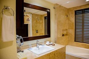 Casa Dorada Los Cabos Resort & Spa