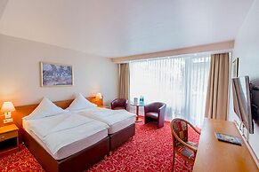 Caravelle Hotel im Park