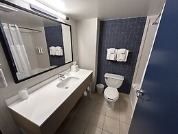 Spark by Hilton Woodbridge