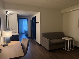 Spark by Hilton Woodbridge