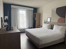 Spark by Hilton Woodbridge