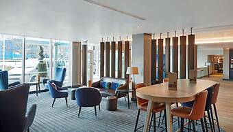 Hyatt Place London Heathrow Airport