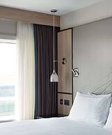Hyatt Place London Heathrow Airport