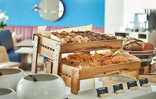 Hyatt Place London Heathrow Airport