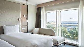 Hyatt Place London Heathrow Airport