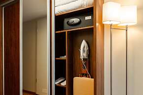 Avalon Hotel & Conferences