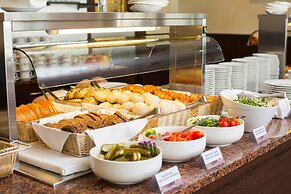 Avalon Hotel & Conferences