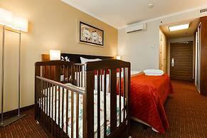 Avalon Hotel & Conferences