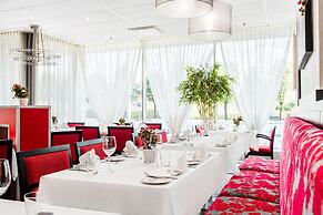 Avalon Hotel & Conferences