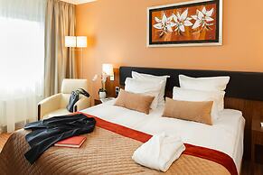 Avalon Hotel & Conferences