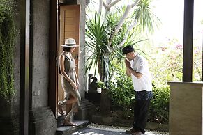 Bali Nyuh Gading Villa