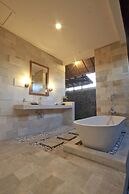Bali Nyuh Gading Villa