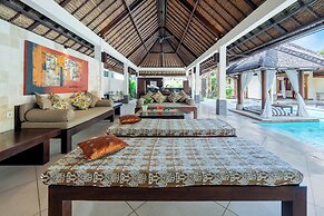The Maya Seminyak Villas
