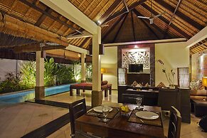 The Maya Seminyak Villas
