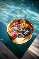 The Maya Seminyak Villas