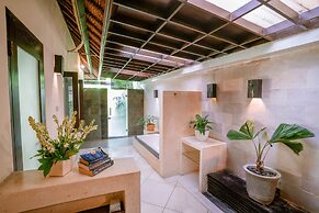 The Maya Seminyak Villas