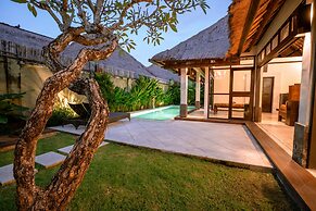 The Maya Seminyak Villas