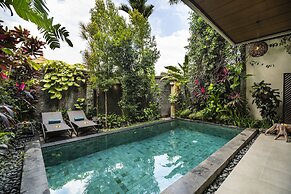 Bali Ayu Hotel And Villas