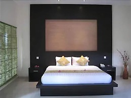 Bali Ayu Hotel And Villas