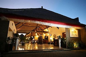 Bali Rich Seminyak Villas