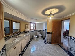 Riad Damia Suite &Spa