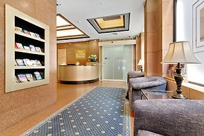 The Manor Apartment Hotel