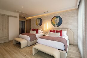 Le Parc Hotel, Beyond Stars