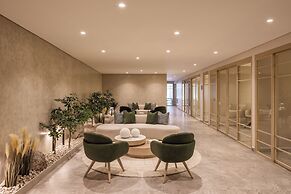 Le Parc Hotel, Beyond Stars