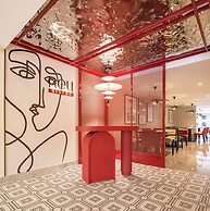 Le Parc Hotel, Beyond Stars