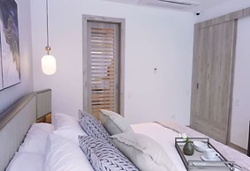 Le Parc Hotel, Beyond Stars