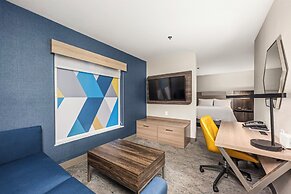 Holiday Inn Express Hotel & Suites Lincoln by IHG