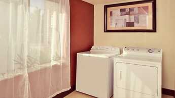 Holiday Inn Express Hotel & Suites Lincoln by IHG