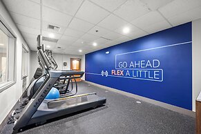 Holiday Inn Express Hotel & Suites Lincoln by IHG