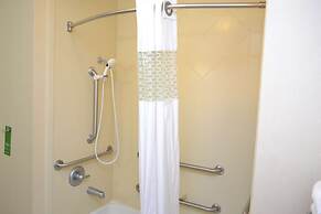 Hampton Inn & Suites Dayton-Airport