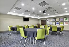 Holiday Inn Express Hotel & Suites Kansas City - Grandview, an IHG Hot