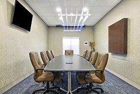 Holiday Inn Express Hotel & Suites Kansas City - Grandview by IHG