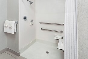Holiday Inn Express Hotel & Suites Chicago South Lansing, an IHG Hotel