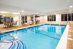 Holiday Inn Express Hotel & Suites Chicago South Lansing by IHG