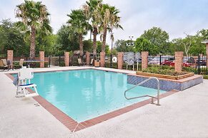 Holiday Inn Express Hotel & Suites San Antonio by IHG