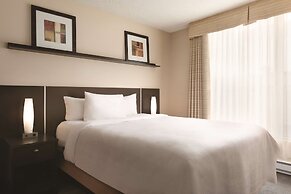 Embassy Suites Montréal by Hilton