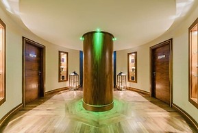 Shearwater Hotel & Spa