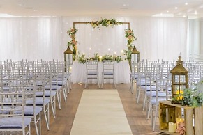 Shearwater Hotel & Spa