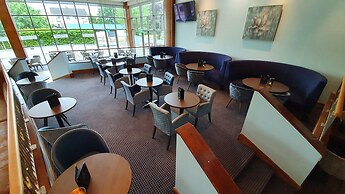 Shearwater Hotel & Spa