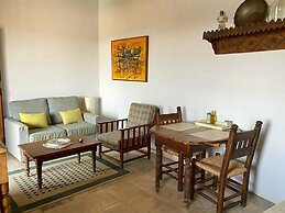 Eveleos Country House